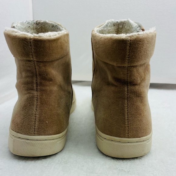 Billibong Suede Boots - Picture 10 of 11